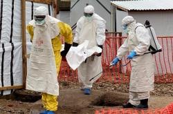 Ο ΠOY προειδοποιεί εναντίον του κινδύνου εξάπλωσης της επιδημίας Έμπολα διεθνώς