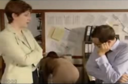 Το πιο αστείο video με σέξι γραμματέα!
