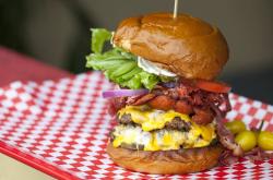 Πείνασες; Έρχεται το “Athens Burger Fest” για να φας τα πάντα!