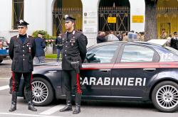 Κινέζοι αστυνομικοί θα περιπολούν μαζί με Ιταλούς σε Ρώμη και Μιλάνο για να νιώσουν άνετα οι Κινέζοι τουρίστες 