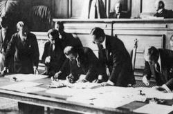 Σαν σήμερα 24 Ιουλίου 1923 υπεγράφη η Συνθήκη της Λωζάννης που αμφισβητεί ο Ερντογάν