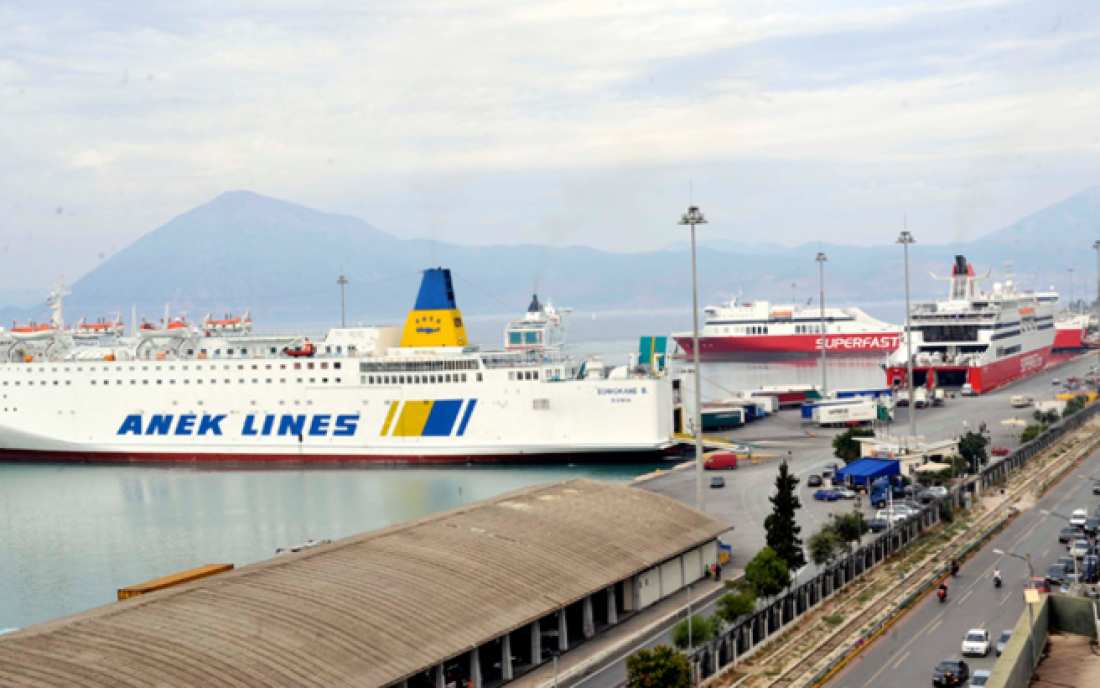Πάτρα-λιμάνι :Πρόσκρουση πλοίου με επιβάτες