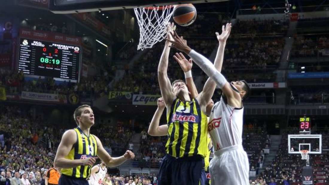 LIVE: Φενέρμπαχτσε – Ρεάλ Μαδρίτης 44-34 (Ημίχρονο)