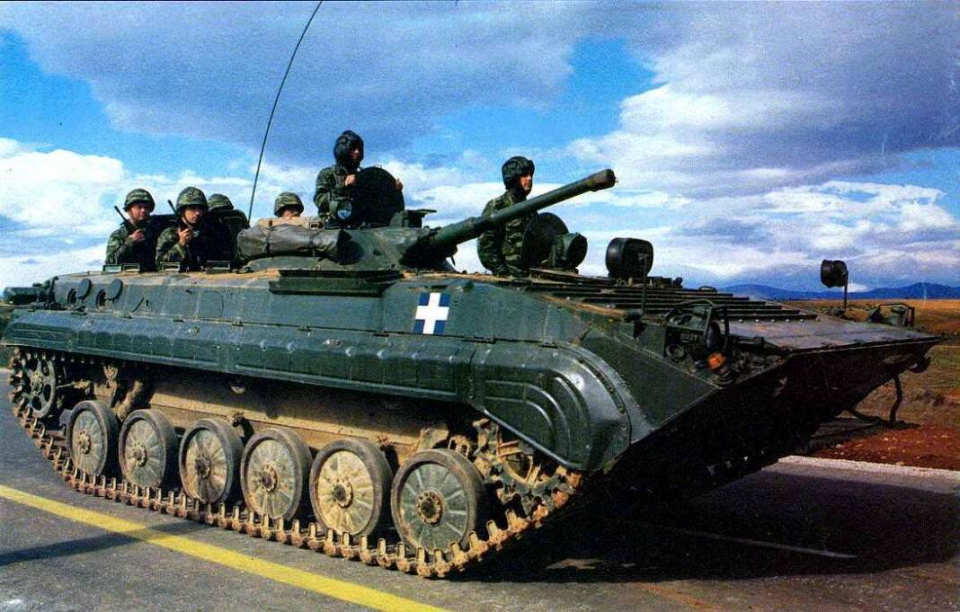 Τεθωρακισμένο Όχημα Μάχης Ανατολικογερμανικής, κατασκευής τύπου BMP-1