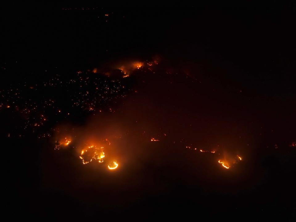 Η φωτογραφία από drone και ύψος 40 μέτρων είναι τραβηγμένη λίγο μετά τα μεσάνυχτα (Πηγή φωτό: e-evros.gr) 