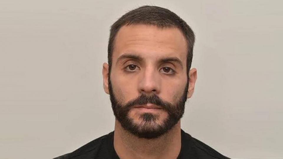 Πρόκειται για τον Δημήτρη Κραβαρίτη, ποδοσφαιριστή στη Γ' Εθνική
