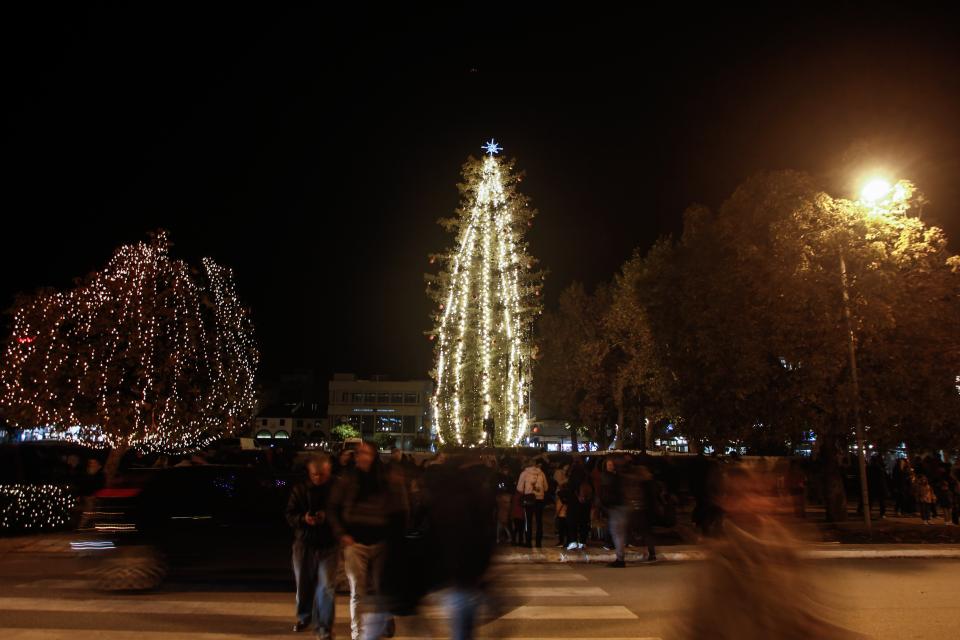 Τα Τρίκαλα σε ρυθμούς Χριστουγέννων