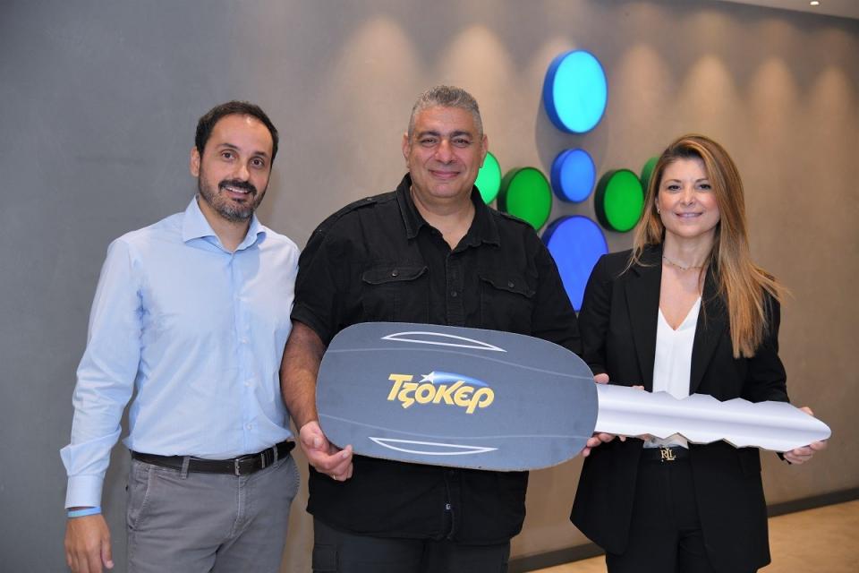 Γιάννης Πανόπουλος, Online Numerics, Operations & VIP Director του ΟΠΑΠ, Γρηγόρης Σ., μεγάλος νικητής του διαγωνισμού «25 Χρόνια ΤΖΟΚΕΡ», Αναστασία Μπίρμπα, VLTs & DBGs Director του ΟΠΑΠ