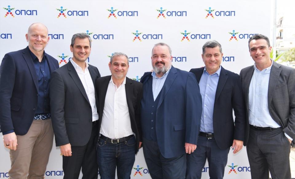 Γιαν Κάρας, Διευθύνων Σύμβουλος ΟΠΑΠ, Ηλίας Κατσαρός, Chief Retail Officer ΟΠΑΠ, Βαγγέλης Γκεβέζος, OPAP & Play Stores Sales Director, Φρίξος Παπαδόπουλος, Property & Engineering Director ΟΠΑΠ, Οδυσσέας Χριστοφόρου, Αναπληρωτής Διευθύνων Σύμβουλος ΟΠΑΠ, Ματθαίος Ματθαίου, Chief Operations Officer ΟΠΑΠ