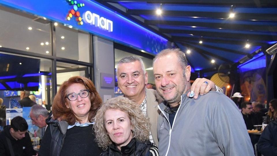 Ποντιακό γλέντι από το ΛΟΤΤΟ σε κατάστημα ΟΠΑΠ της Βέροιας ΟΠΑΠ