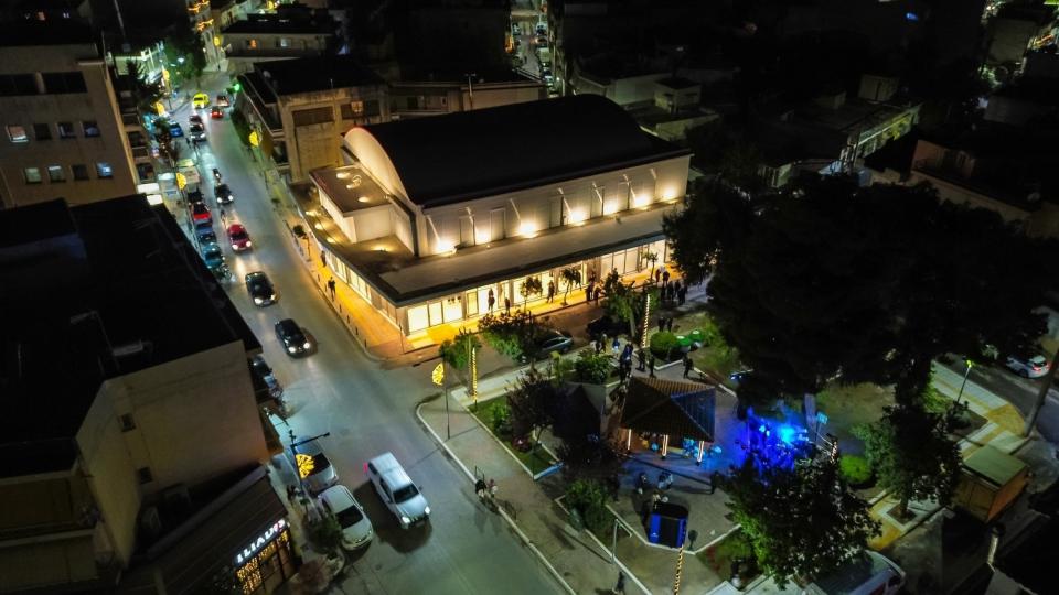 Άποψη κτηρίου «Σινέ Ελευσίς» - εσωτερικός χώρος