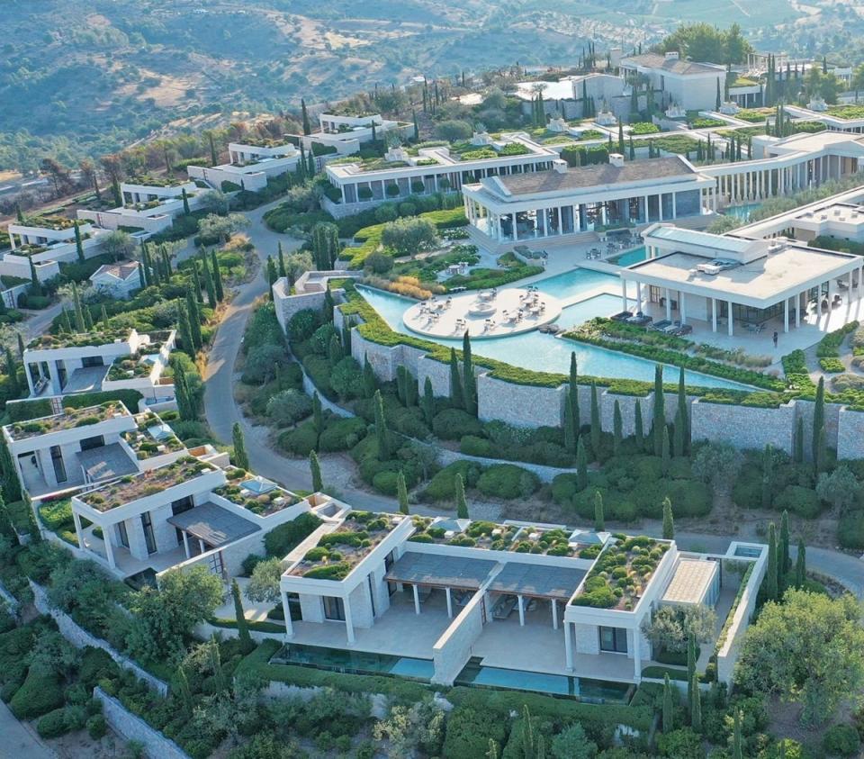  Η πεντάστερη ξενοδοχειακή μονάδα «Amanzoe» στο Πόρτο Χέλι 