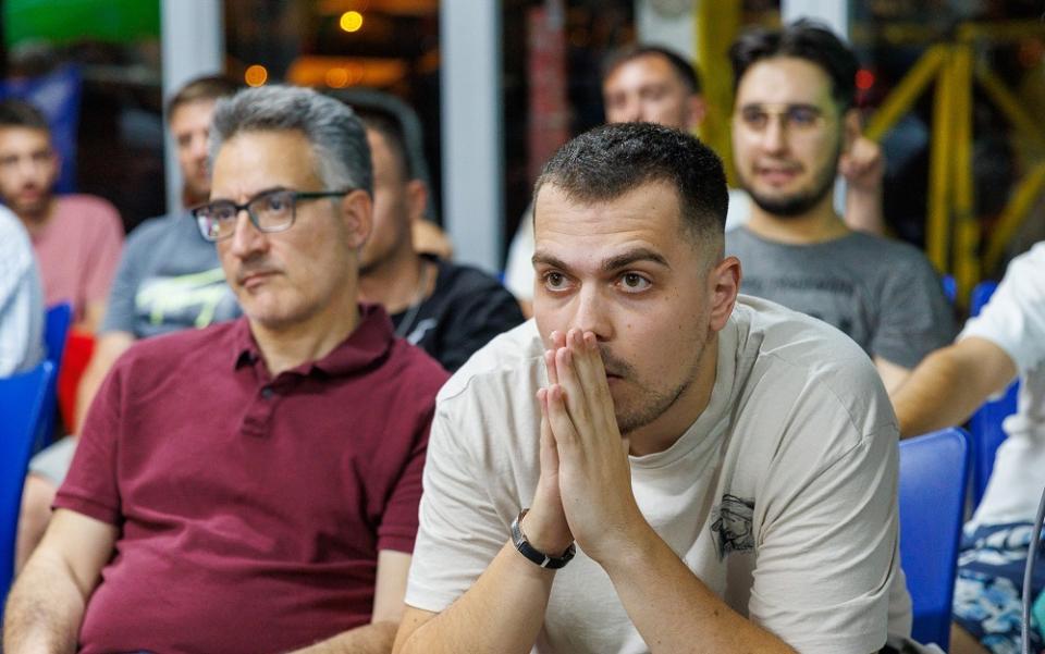  Πλήθος κόσμου βρέθηκε στο κατάστημα ΟΠΑΠ των Αμπελοκήπων 