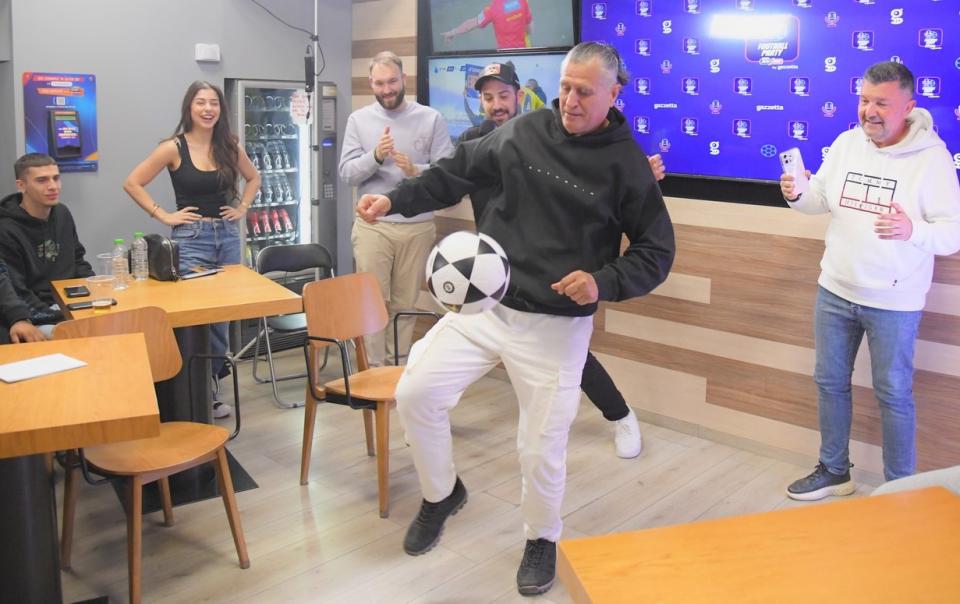  Ο&nbsp;Νίκος&nbsp;Βαμβακούλας&nbsp;έκανε&nbsp;τα&nbsp;«μαγικά»&nbsp;του&nbsp;με&nbsp;την&nbsp;μπάλα 