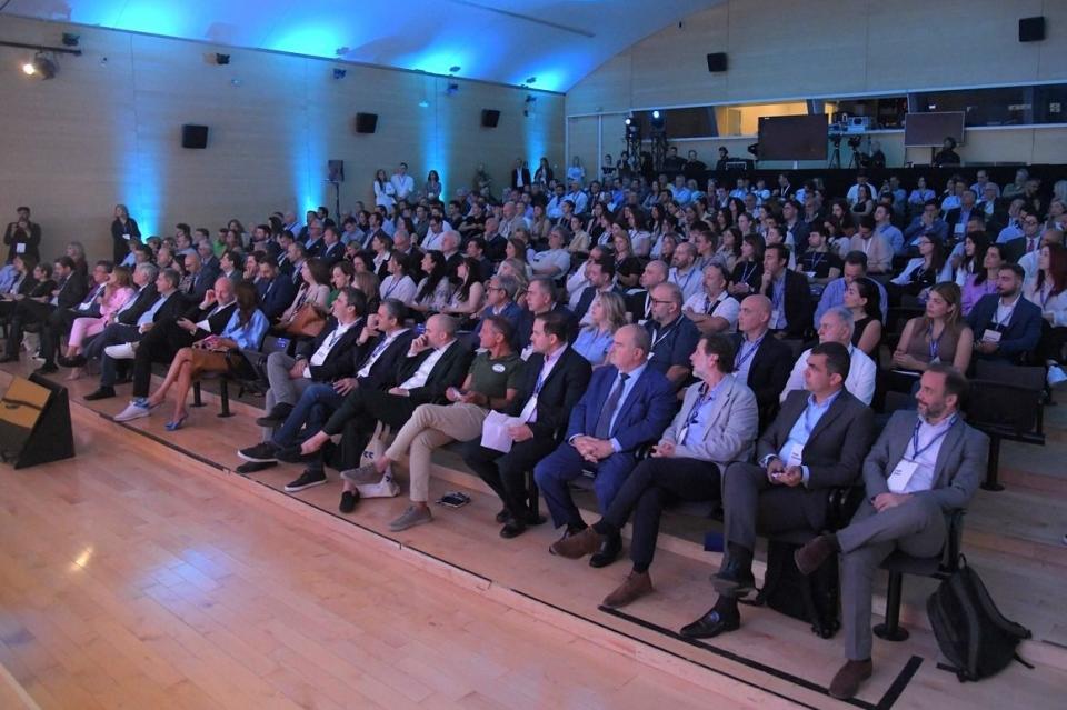  Πλήθος κόσμου στο ΟΠΑΠ Forward TALKS 