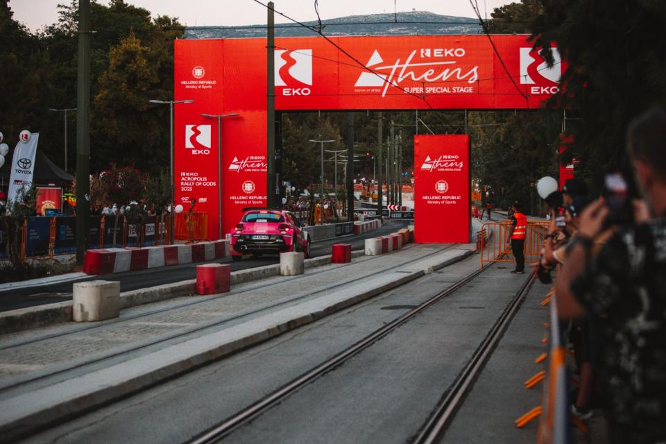 Στιγμιότυπα από τη διεξαγωγή της “EKO Athens Super Special Stage” που πραγματοποιήθηκε στο Ζάππειο.