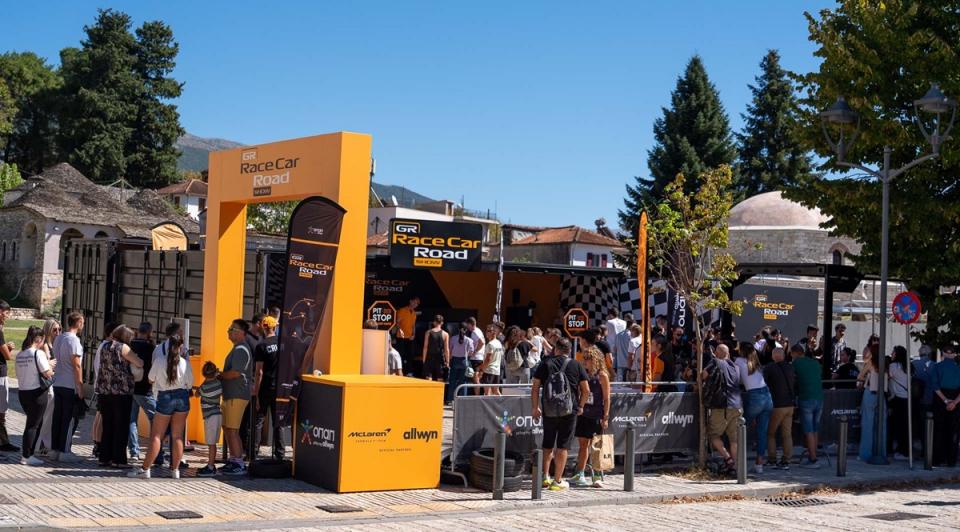  &nbsp;Ουρές στα Ιωάννινα για&nbsp;το showcar της McLaren F1 Team 