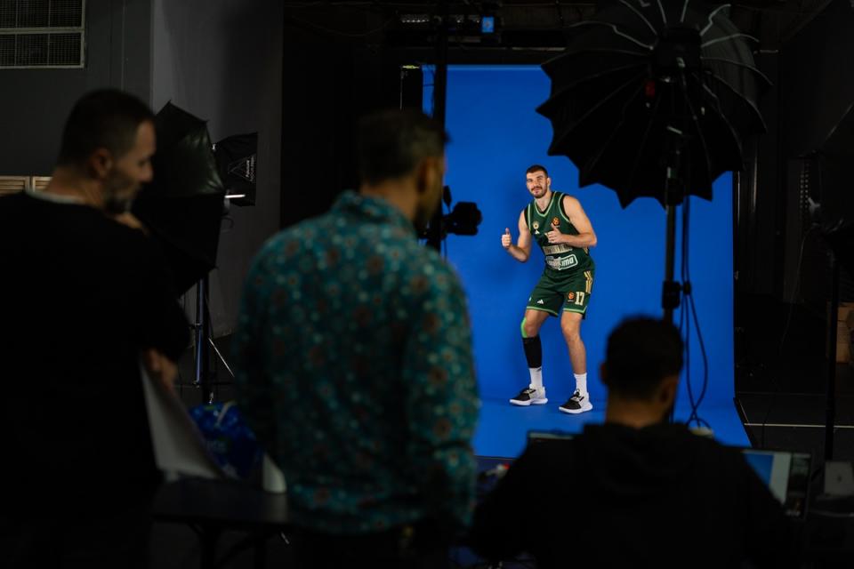  Photoshooting με τους παίκτες του Παναθηναϊκού AKTOR 