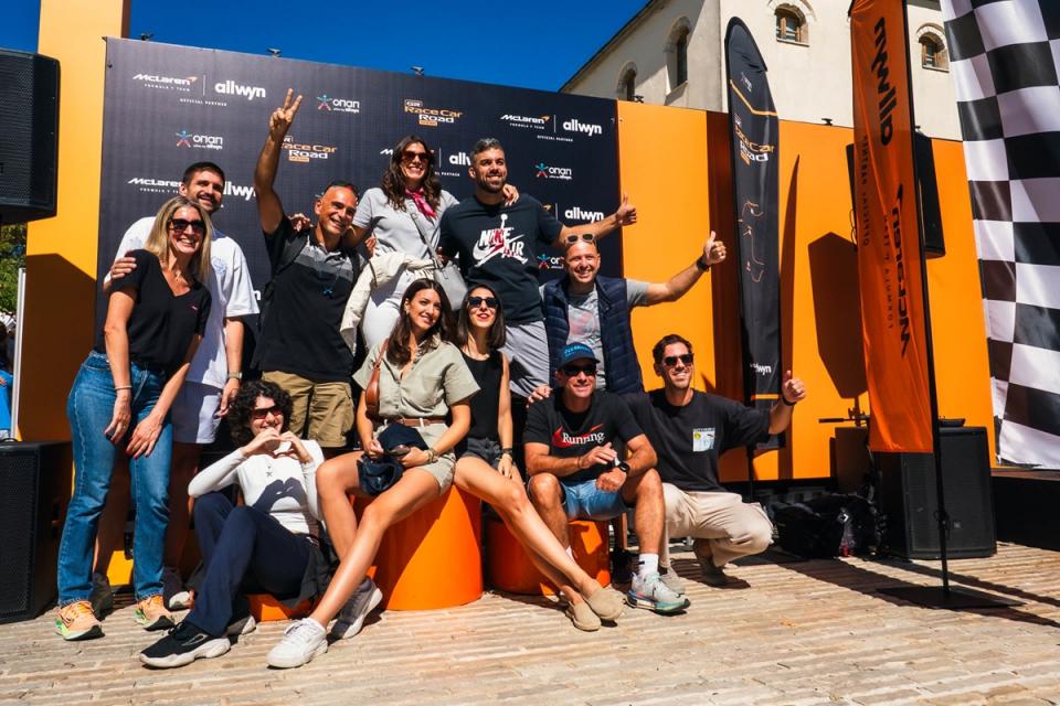  Αναμνηστικές φωτογραφίες στο μοναδικό για τα ελληνικά δεδομένα&nbsp;Roadshow 