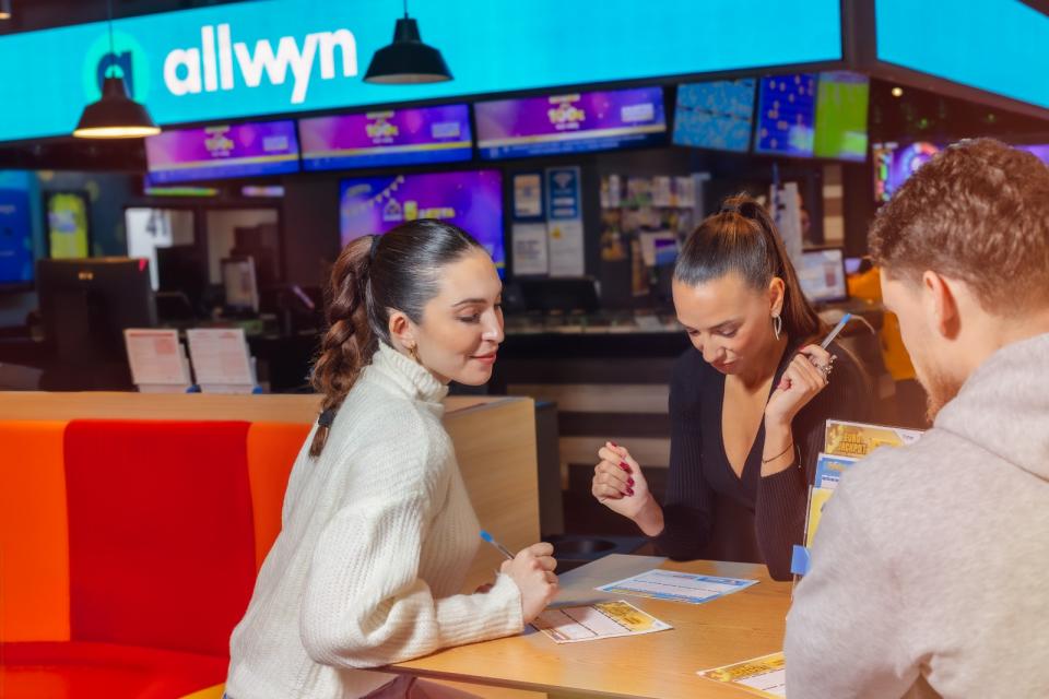  &nbsp;Με σύγχρονο look and feel, τα καταστήματα Allwyn φέρνουν περισσότερη διασκέδαση και ακόμη πιο πολλές εκπλήξεις 