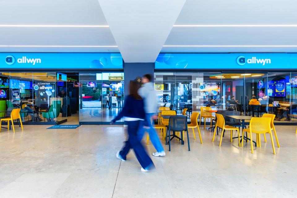  Με σύγχρονο look and feel, τα καταστήματα Allwyn φέρνουν περισσότερη διασκέδαση και ακόμη πιο πολλές εκπλήξεις 