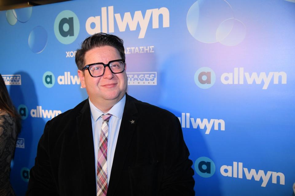   Θάνος Μπίρκος 