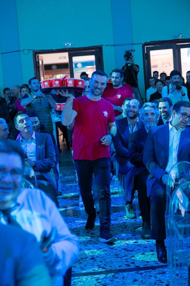  Κέρασμα- έκπληξη τους προσκεκλημένους της εκδήλωσης από τη Mailo’s The Pasta Project, που κέρδισε δύο βραβεία