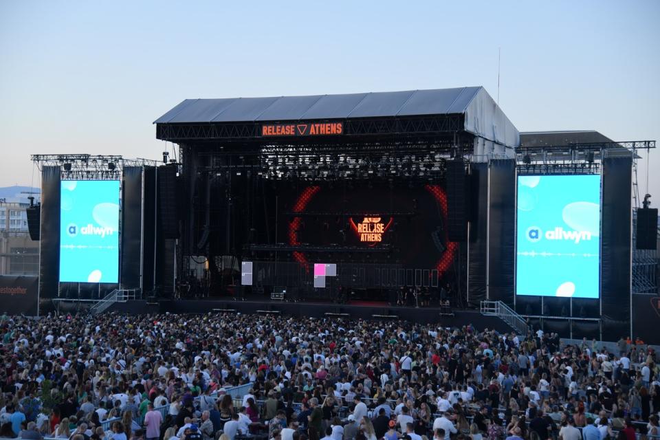  Η θέα από το VIP μπαλκόνι της Allwyn 