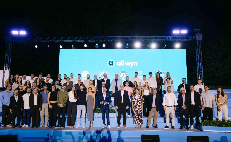  Στελέχη της Allwyn με εκπροσώπους της ΕΟΚ, της ΕΟΠΕ, της ΕΠΟ, της ΚΟΕ και του ΣΕΓΑΣ 