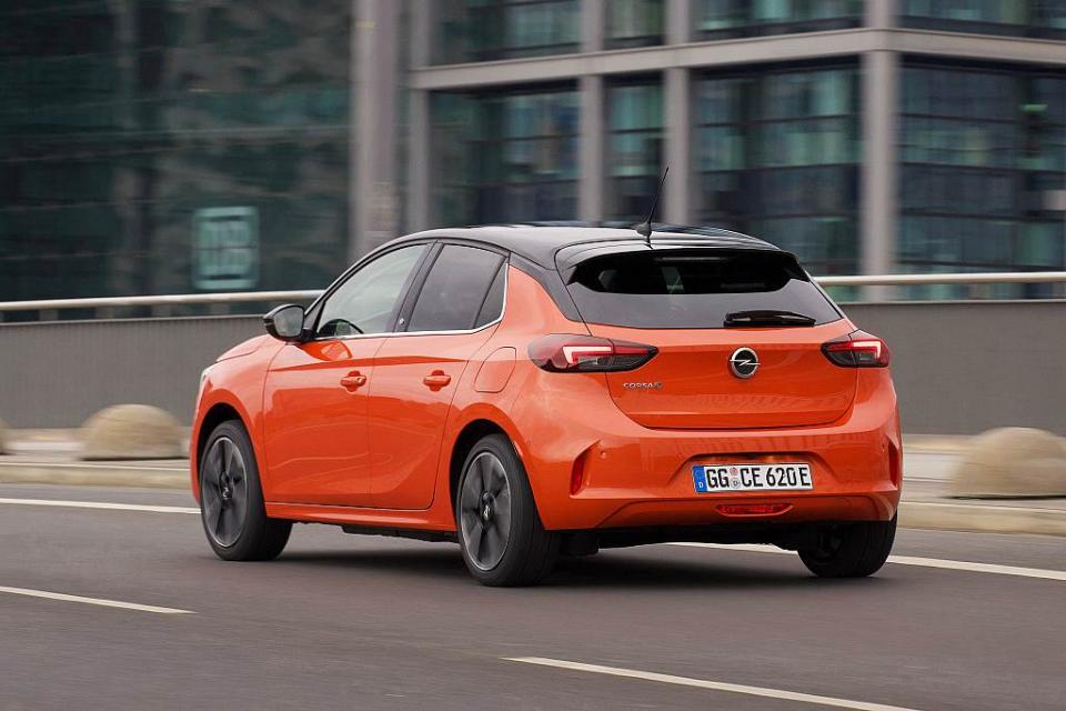 Οδηγούμε το πρώτο ηλεκτροκίνητο Corsa στην πανευρωπαϊκή παρουσίαση στο Βερολίνο