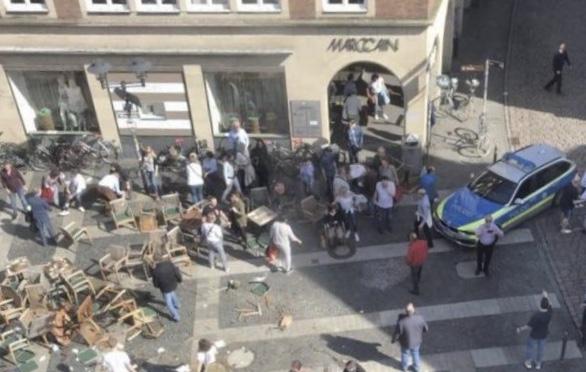 Γερμανία: Αυτοκίνητο έπεσε πάνω σε πεζούς