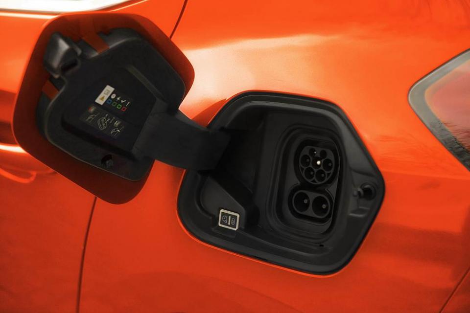 Οδηγούμε το πρώτο ηλεκτροκίνητο Corsa στην πανευρωπαϊκή παρουσίαση στο Βερολίνο