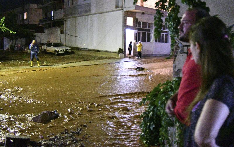 Κακοκαιρία: Ο εφιάλτης στην Μάνδρα ξαναζωντανεύει... (ΦΩΤΟ+ΒΙΝΤΕΟ)