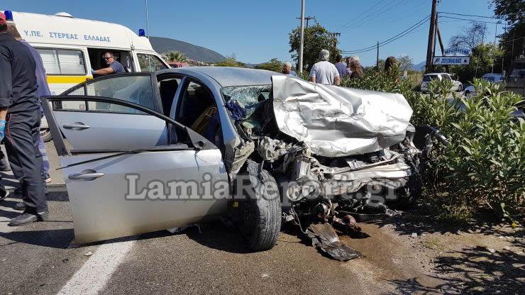 Τροχαίο στη Λαμία: Νεκροί πατέρας και γιος (ΦΩΤΟ + ΒΙΝΤΕΟ)