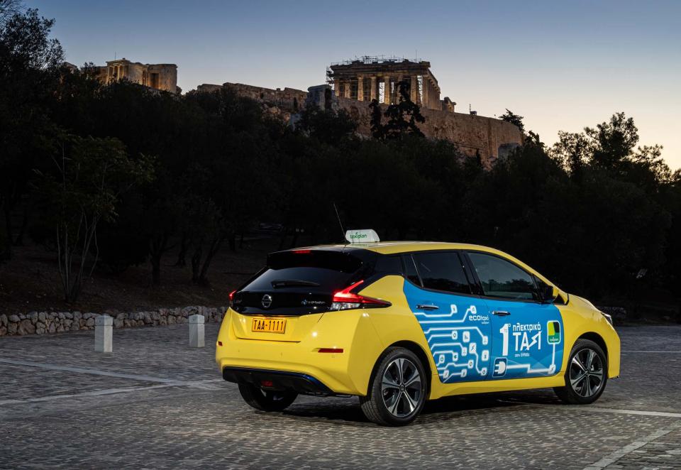 Nissan και Taxiplon κυκλοφορούν το πρώτο αμιγώς ηλεκτρικό ταξί στην Ελλάδα!
