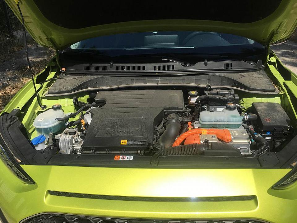Hyundai Kona Hybrid: Γι αυτούς που θέλουν να κινούνται… αθόρυβα
