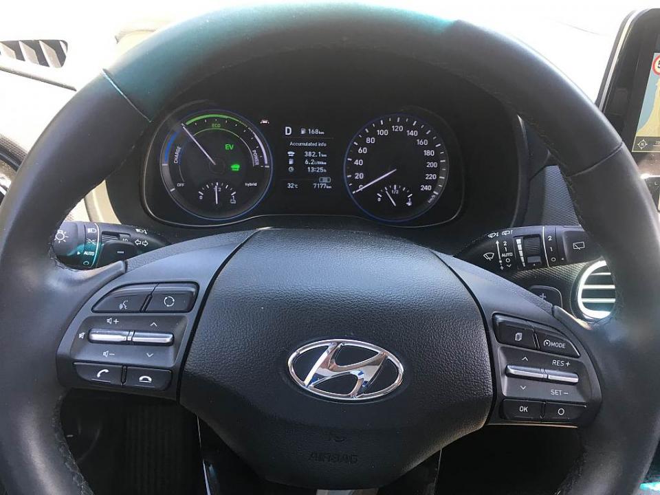 Hyundai Kona Hybrid: Γι αυτούς που θέλουν να κινούνται… αθόρυβα