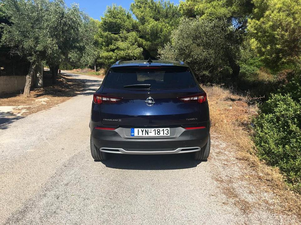 Opel  Grandland X Ultimate 1.5 Diesel MT6 : Καλύπτει τις ανάγκες του σύγχρονου οικογενειάρχη