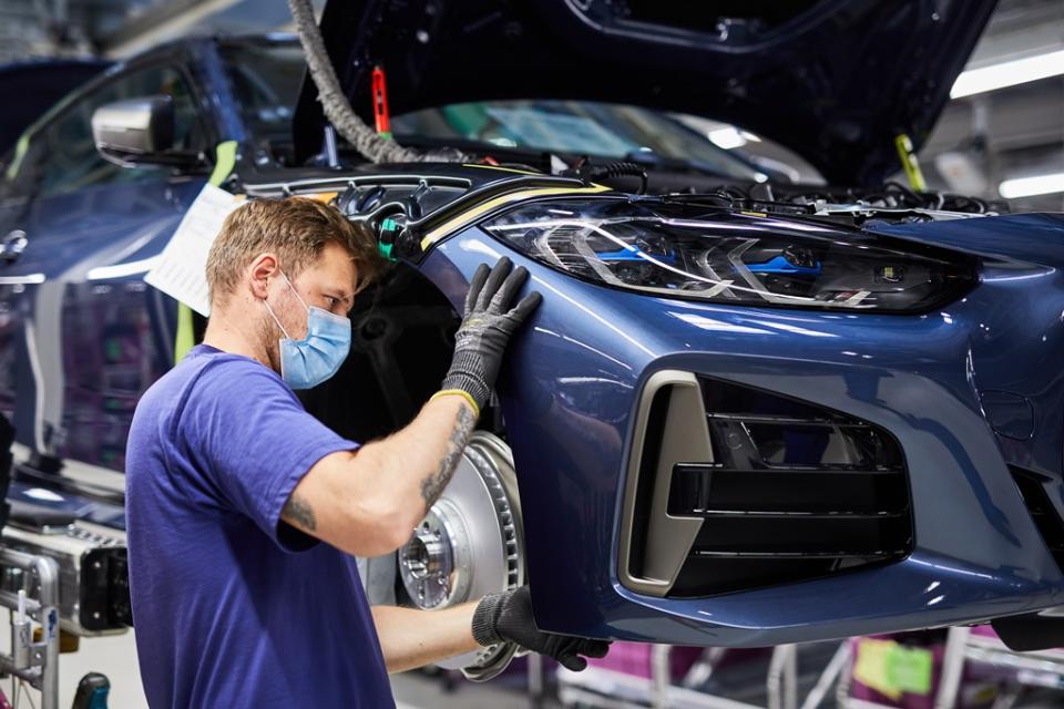 Ξεκίνησε η παραγωγή για τη νέα BMW Σειρά 4 Coupé - Τον Οκτώβριο το λανσάρισμα