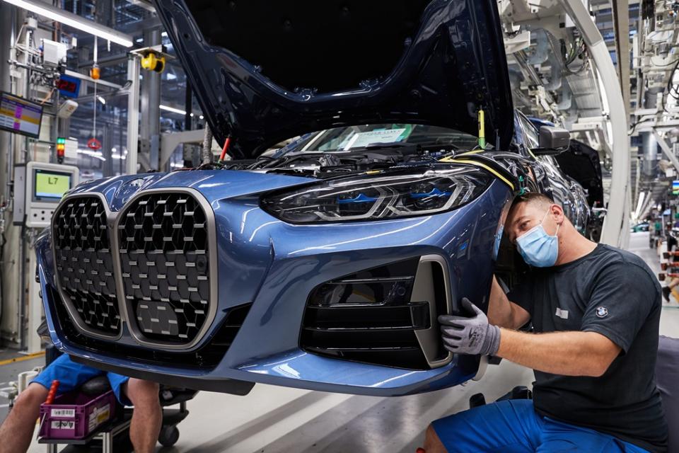 Ξεκίνησε η παραγωγή  για τη νέα BMW Σειρά 4 Coupé - Τον Οκτώβριο το λανσάρισμα