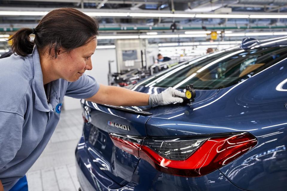Ξεκίνησε η παραγωγή για τη νέα BMW Σειρά 4 Coupé - Τον Οκτώβριο το λανσάρισμα