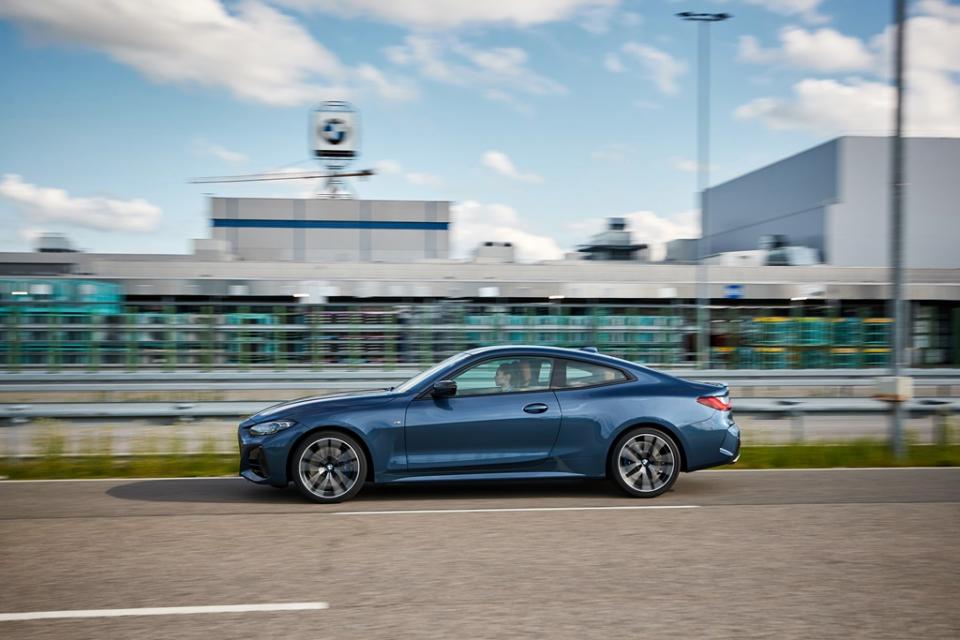 Ξεκίνησε η παραγωγή για τη νέα BMW Σειρά 4 Coupé - Τον Οκτώβριο το λανσάρισμα