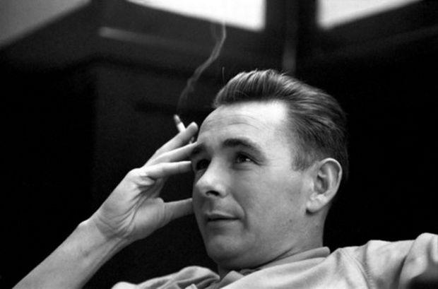 http://www.sport24.gr/incoming/article4070698.ece/BINARY/w620/brian-clough-book.jpg