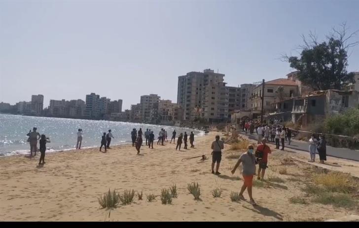 Οι πρώτες εικόνες από την παραλία της Αμμοχώστου προκαλούν θλίψη και οργή (ΒΙΝΤΕΟ-ΦΩΤΟ)