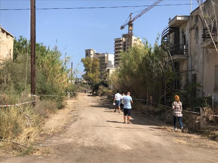 Οι πρώτες εικόνες από την παραλία της Αμμοχώστου προκαλούν θλίψη και οργή (ΒΙΝΤΕΟ-ΦΩΤΟ)