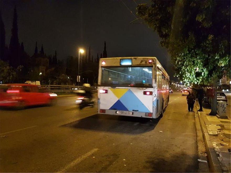Νέες επιθέσεις σε λεωφορείο στη Λ. Συγγρού 