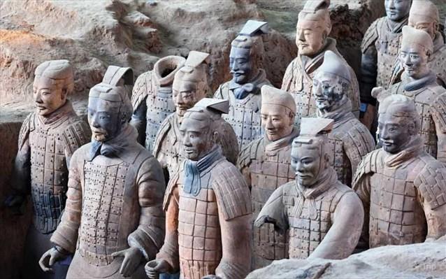 Κίνα: Διακόσια νέα αγάλματα του «Πήλινου Στρατού» έφεραν στο φως οι αρχαιολόγοι