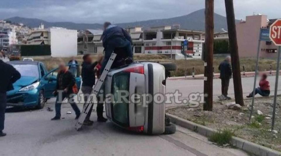 ΤΡΟΜΑΚΤΙΚΟ ΤΡΟΧΑΙΟ ΣΤΗ ΛΑΜΙΑ