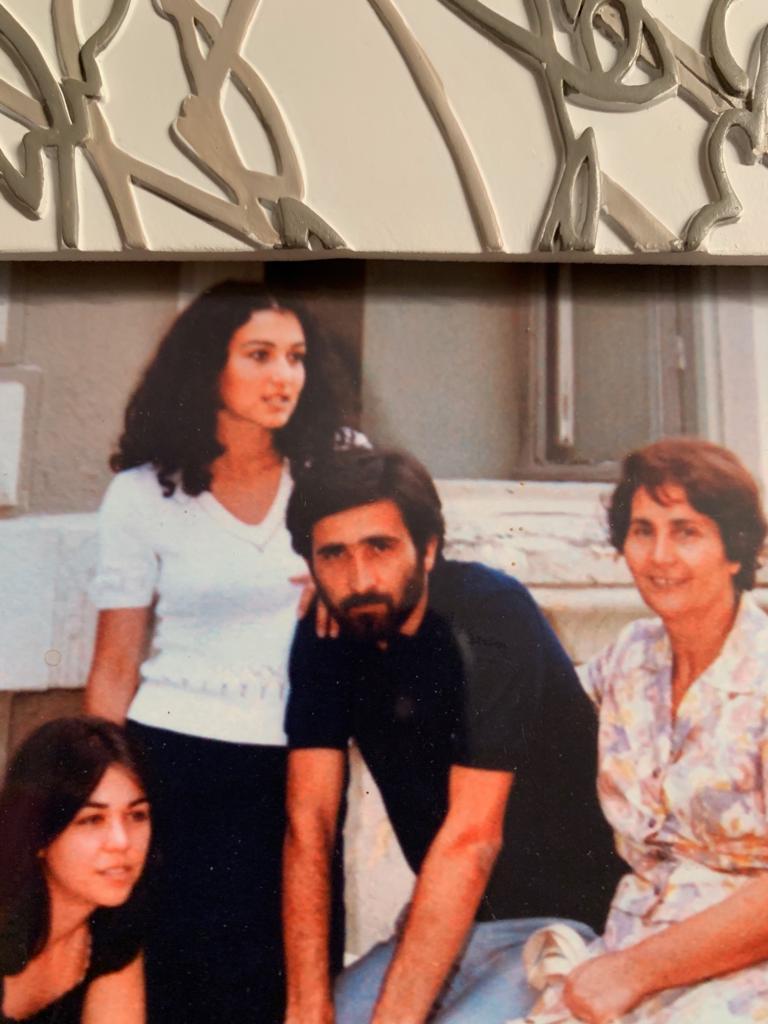 Δύσκολες ώρες για τον Λάκη Λαζόπουλος - Πέθανε η σύζυγός του