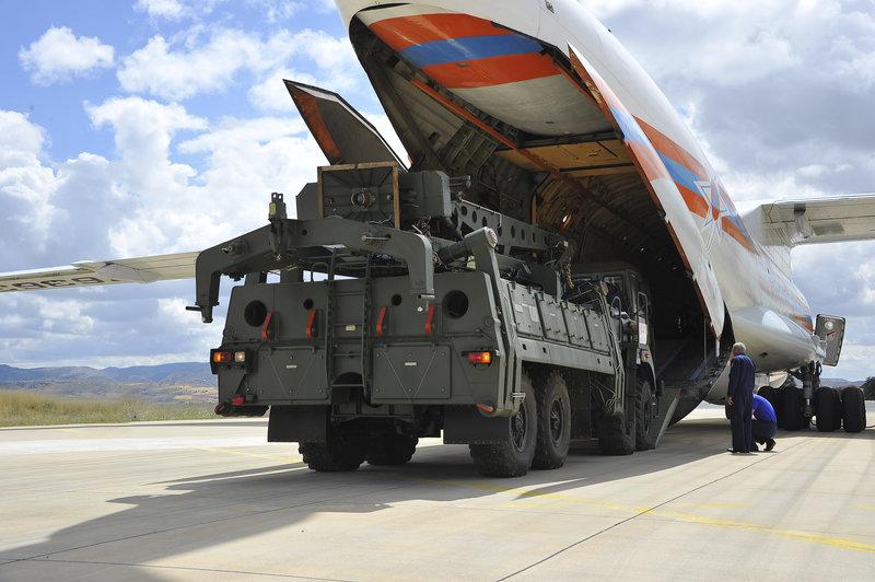 Οργή στις ΗΠΑ για την άφιξη των S-400 στην Τουρκία (ΒΙΝΤΕΟ-ΦΩΤΟ)